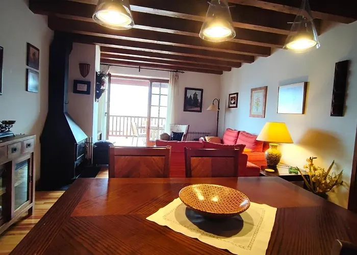 Duplex En El Centro De * ألب
