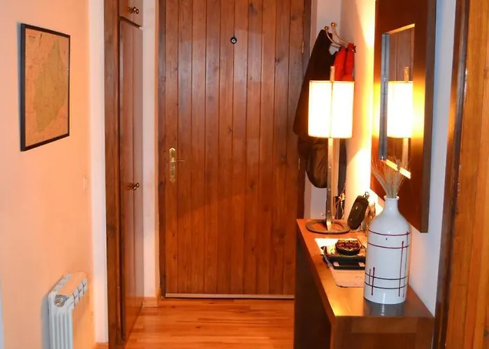 Duplex En El Centro De ألب